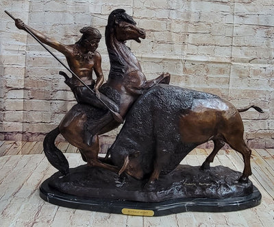 BUFFALO HUNT STATUE HANDMADE BRONZE SCULPTURE BY FREDERIC REMINGTON LARGE SIZE 20 INCH HIGH - SNYPEX